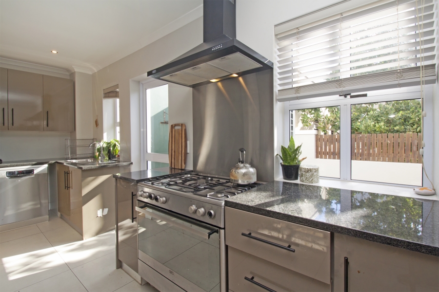 3 Bedroom Property for Sale in Bluewater Estate Western Cape